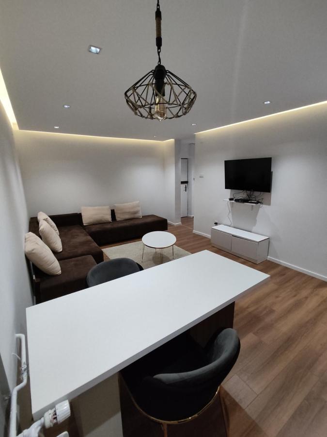 Appartement Msm-2 à Pristina Extérieur photo